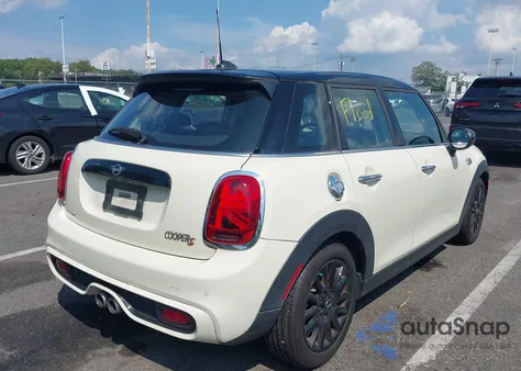 2020 Mini Hardtop Cooper S из США, поврежденный, VIN WMWXU9C04L2M54518